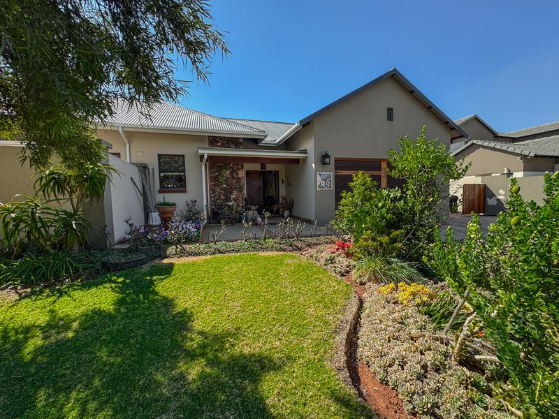 4 Bedroom Property for Sale in Midstream Hill Gauteng