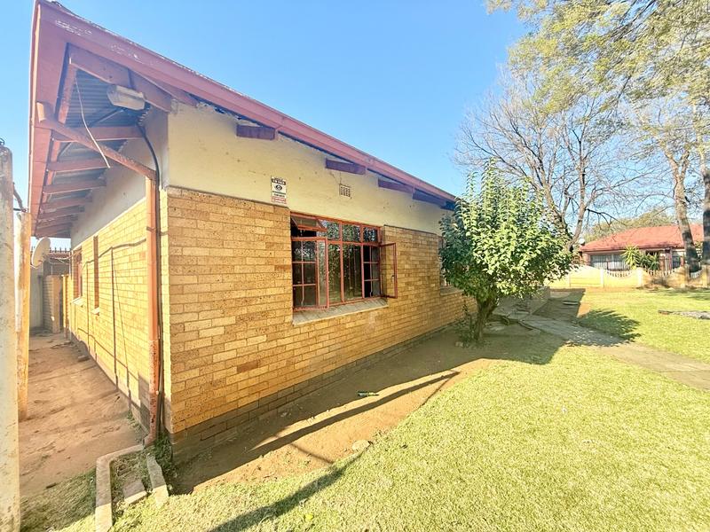8 Bedroom Property for Sale in Vanderbijlpark CW 3 Gauteng