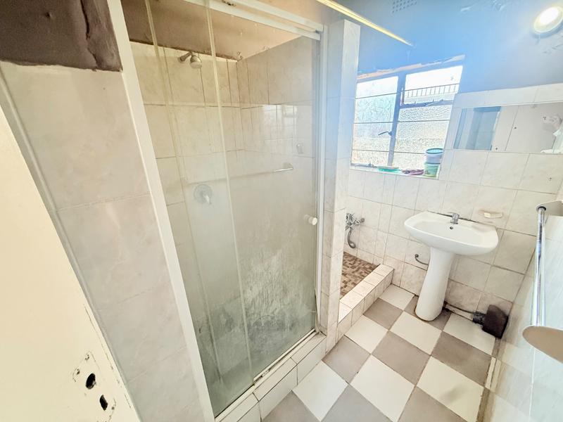 8 Bedroom Property for Sale in Vanderbijlpark CW 3 Gauteng
