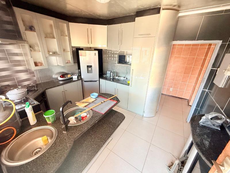 3 Bedroom Property for Sale in Vanderbijlpark SE 6 Gauteng