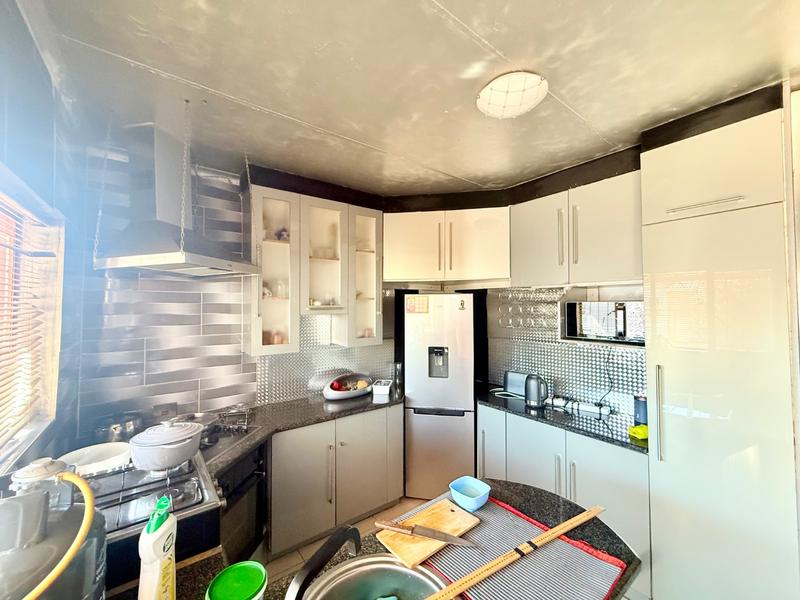 3 Bedroom Property for Sale in Vanderbijlpark SE 6 Gauteng
