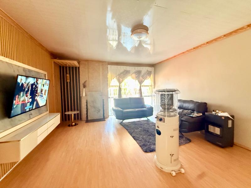 3 Bedroom Property for Sale in Vanderbijlpark SE 6 Gauteng