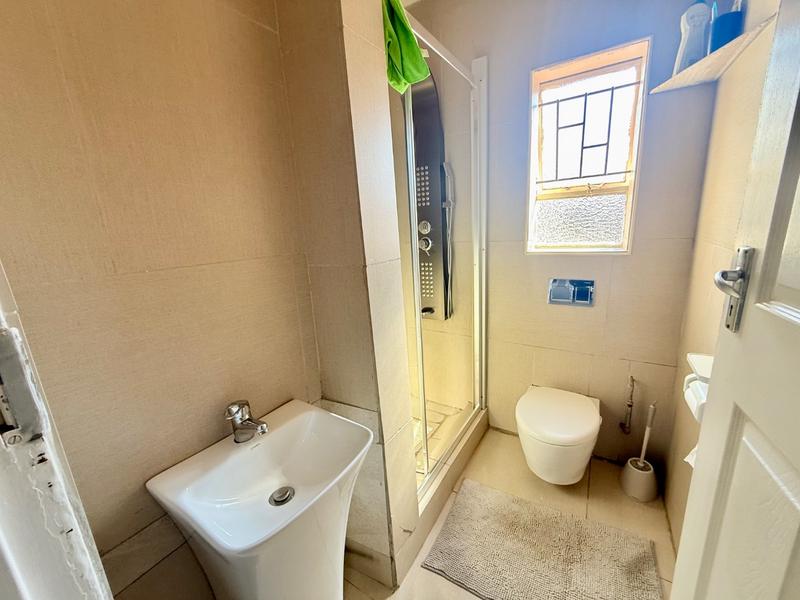 3 Bedroom Property for Sale in Vanderbijlpark SE 6 Gauteng