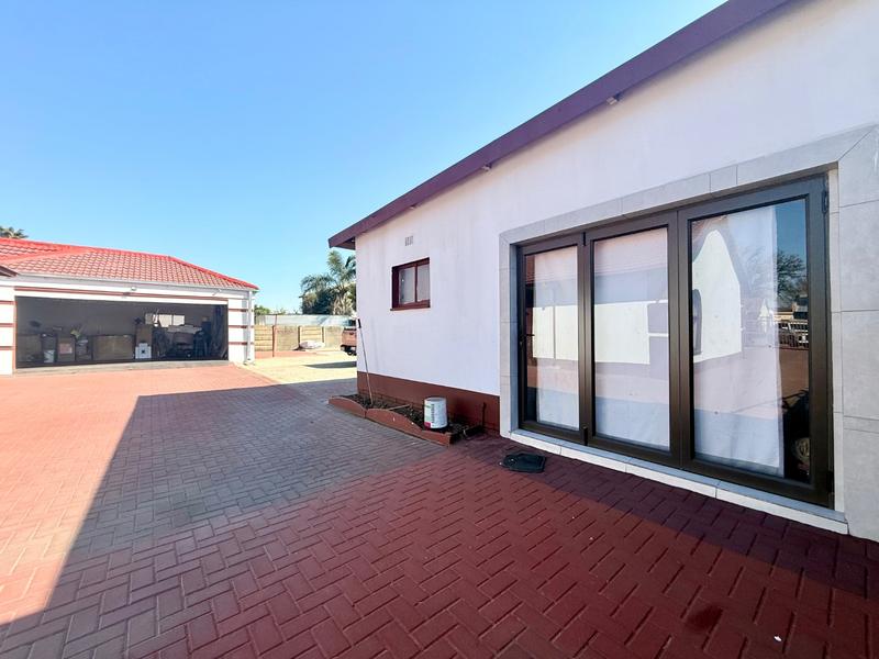 3 Bedroom Property for Sale in Vanderbijlpark SE 6 Gauteng