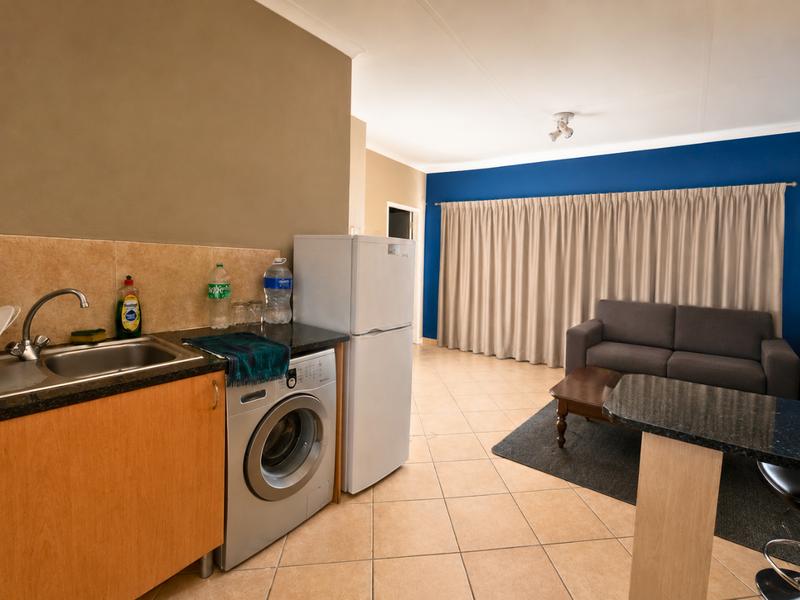 1 Bedroom Property for Sale in Glen Marais Gauteng