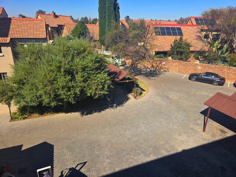 1 Bedroom Property for Sale in Glen Marais Gauteng