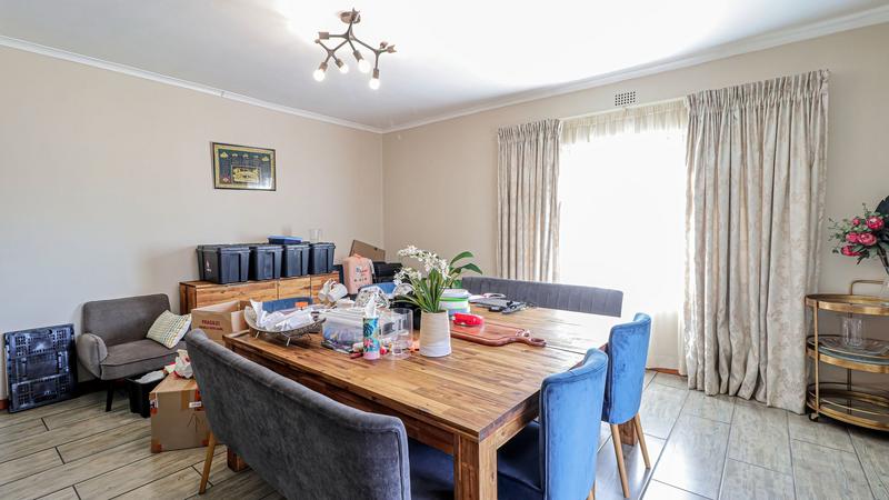 To Let 3 Bedroom Property for Rent in Kew Gauteng
