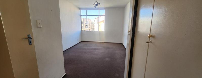1 Bedroom Property for Sale in Bedford Gardens Gauteng