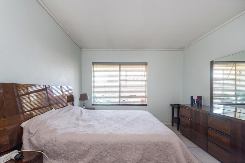 1 Bedroom Property for Sale in Malvern East Gauteng