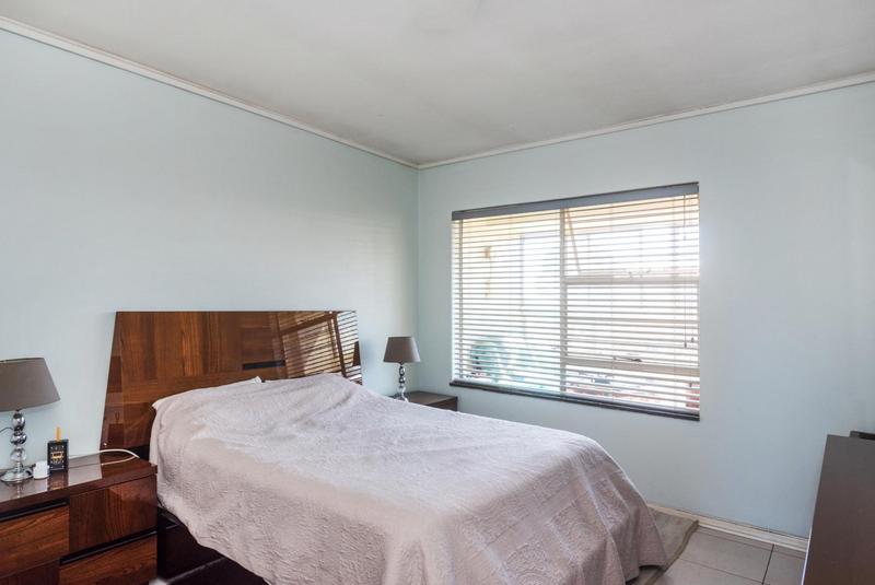 1 Bedroom Property for Sale in Malvern East Gauteng