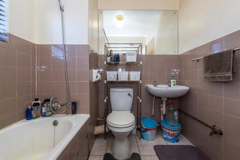 1 Bedroom Property for Sale in Malvern East Gauteng
