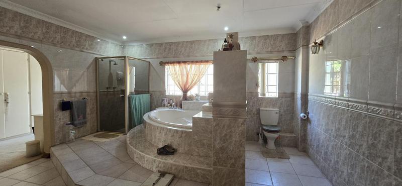 6 Bedroom Property for Sale in Amandasig Gauteng