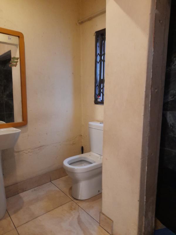 To Let 1 Bedroom Property for Rent in Moroka Gauteng