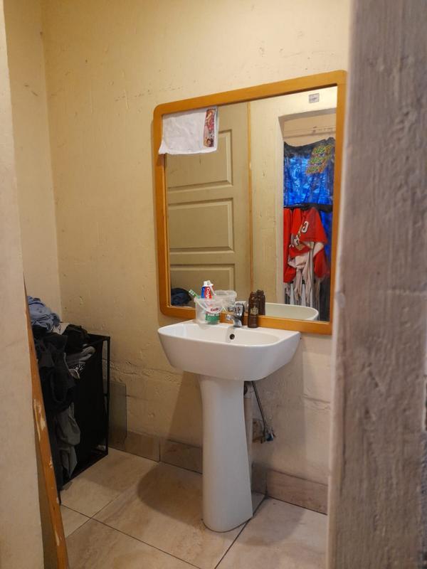 To Let 1 Bedroom Property for Rent in Moroka Gauteng