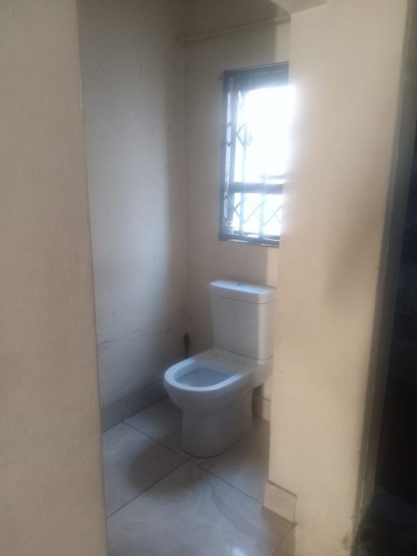 To Let 1 Bedroom Property for Rent in Moroka Gauteng