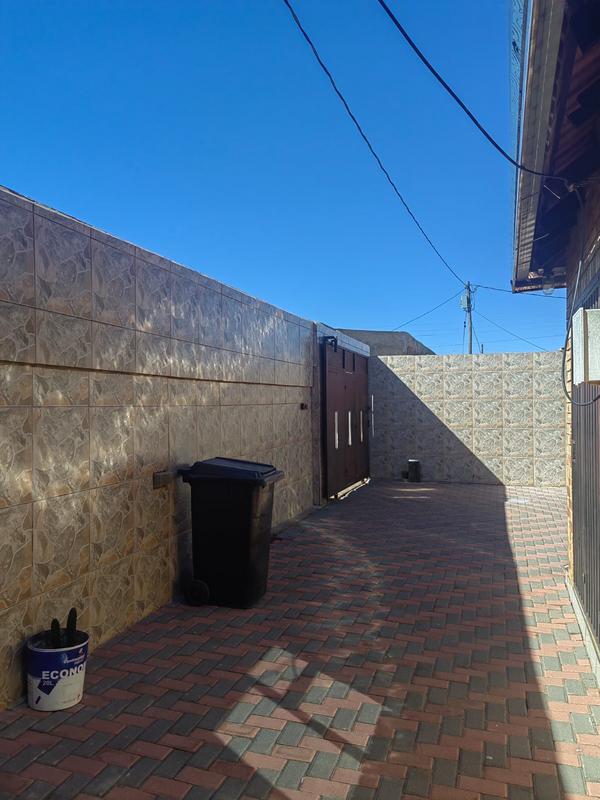 To Let 1 Bedroom Property for Rent in Braamfischerville Gauteng