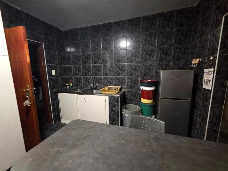 To Let 3 Bedroom Property for Rent in Laudium Gauteng