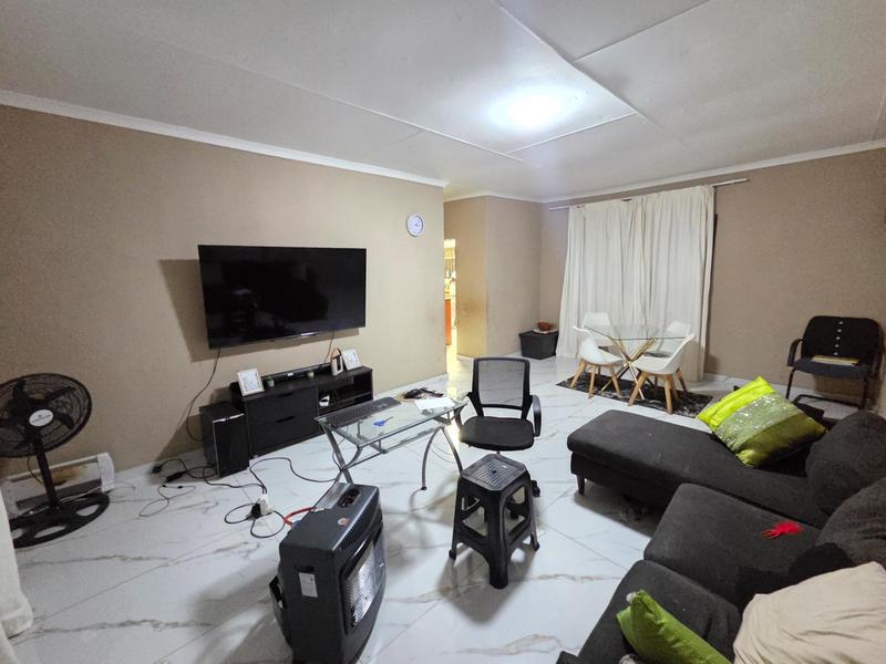 To Let 3 Bedroom Property for Rent in Laudium Gauteng
