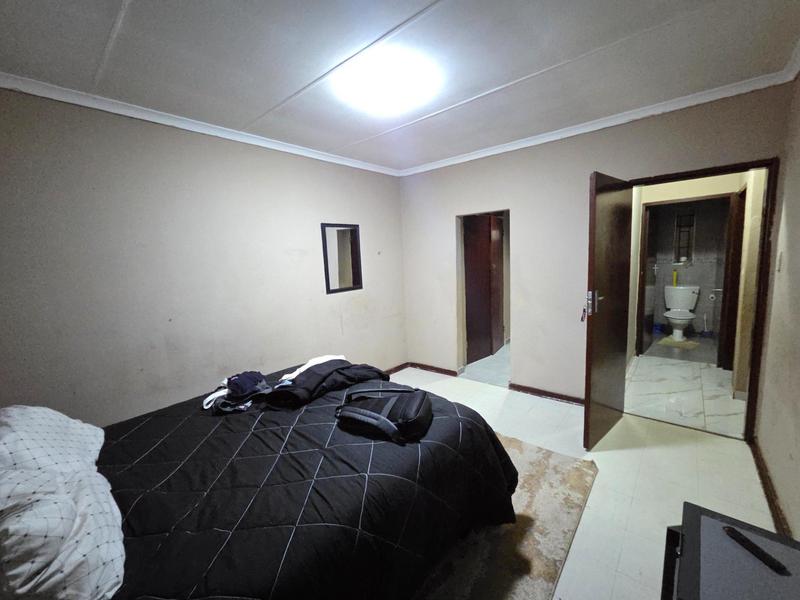 To Let 3 Bedroom Property for Rent in Laudium Gauteng
