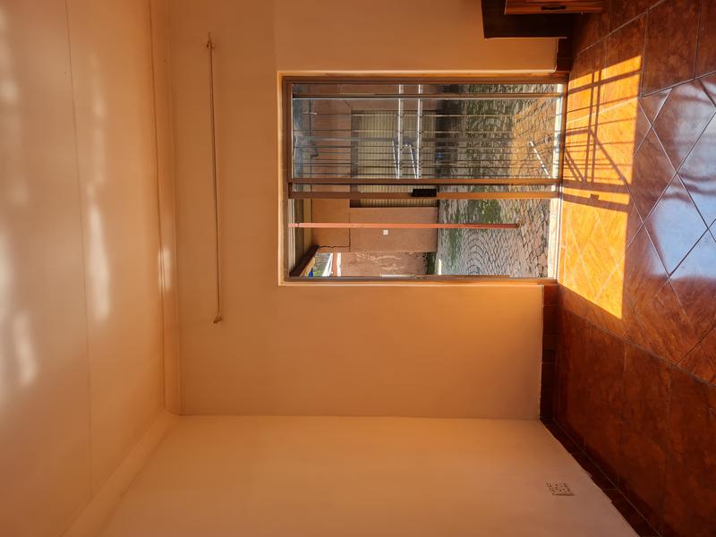 5 Bedroom Property for Sale in Roodepoort Central Gauteng