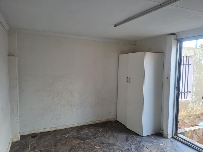 5 Bedroom Property for Sale in Roodepoort Central Gauteng