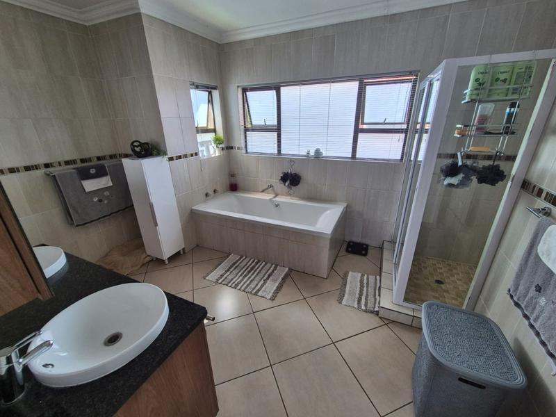 3 Bedroom Property for Sale in Roodepark Eco Estate Gauteng