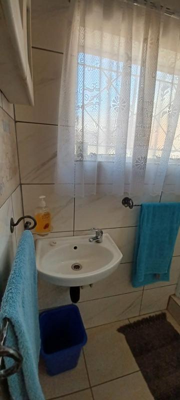 To Let 1 Bedroom Property for Rent in Vanderbijlpark SW 5 Gauteng