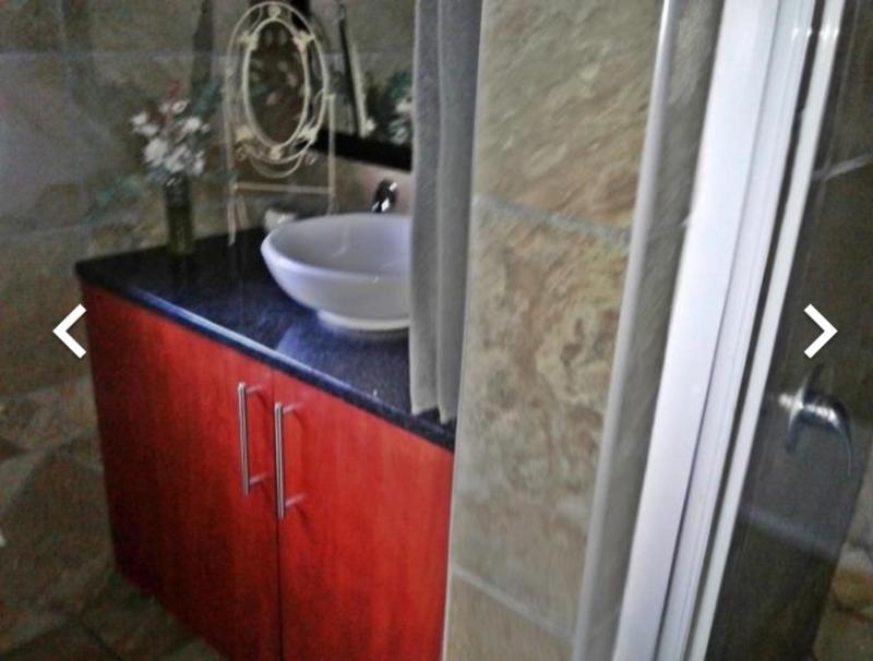 2 Bedroom Property for Sale in Sunair Park Gauteng