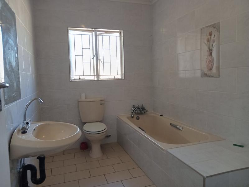 3 Bedroom Property for Sale in Greenhills Gauteng