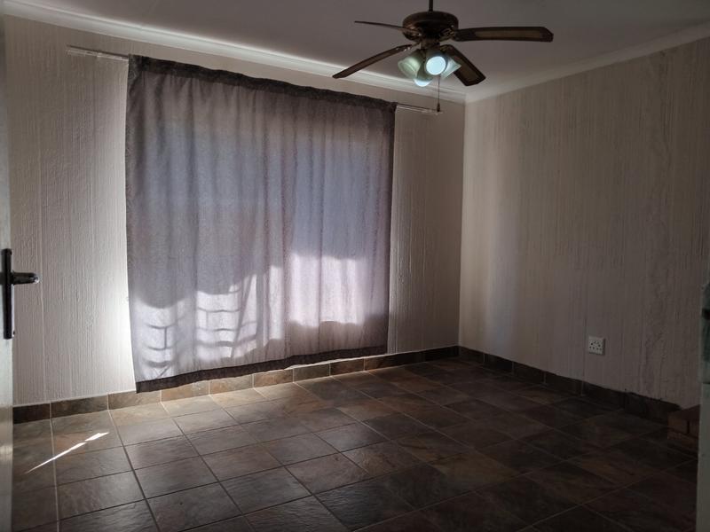 3 Bedroom Property for Sale in Greenhills Gauteng