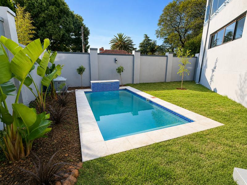 4 Bedroom Property for Sale in Forest Town Gauteng