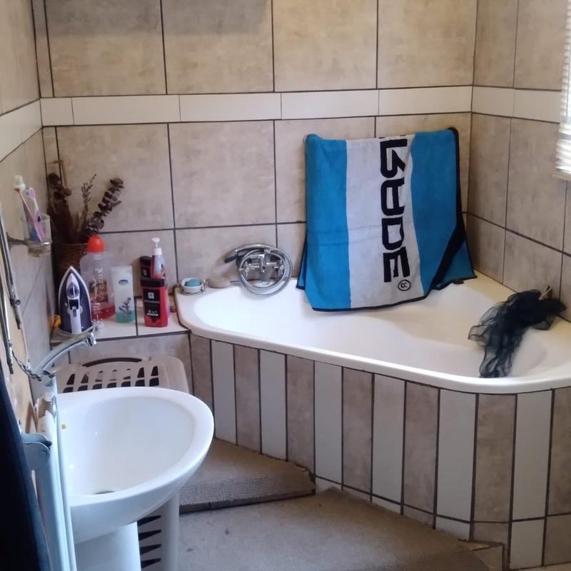 2 Bedroom Property for Sale in Atteridgeville Gauteng