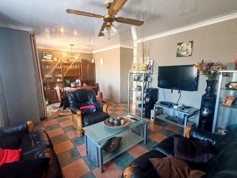 3 Bedroom Property for Sale in Mmesi Park Gauteng