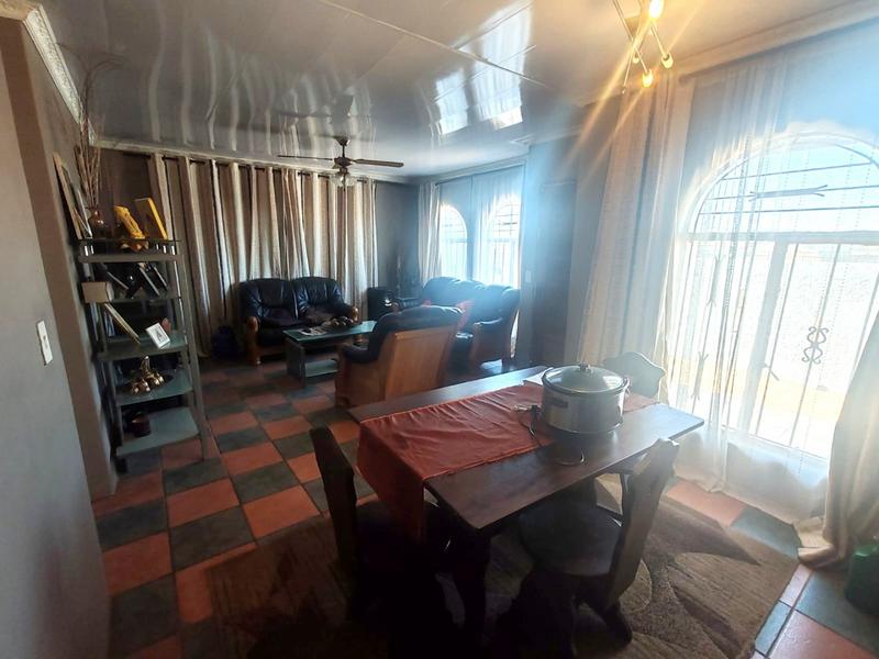 3 Bedroom Property for Sale in Mmesi Park Gauteng