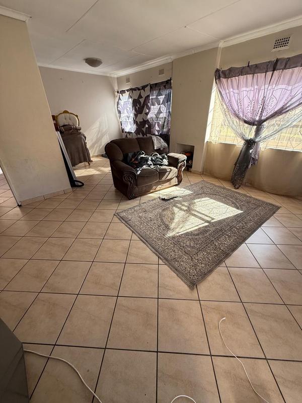 5 Bedroom Property for Sale in Birchleigh Gauteng