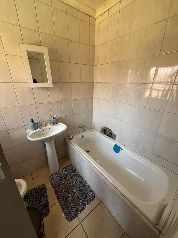 5 Bedroom Property for Sale in Birchleigh Gauteng