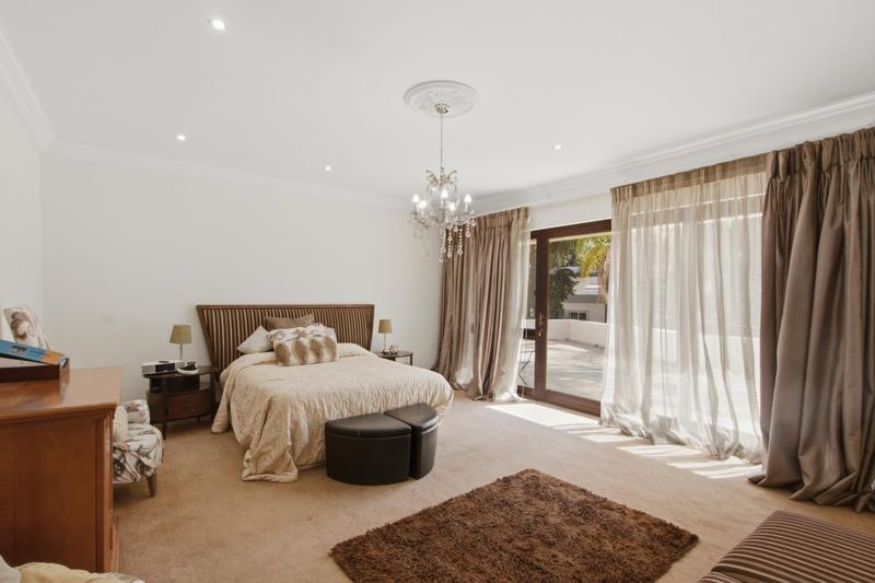 To Let 9 Bedroom Property for Rent in Bryanston Gauteng