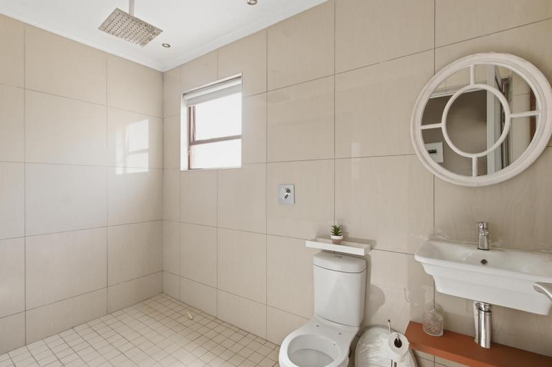 To Let 9 Bedroom Property for Rent in Bryanston Gauteng
