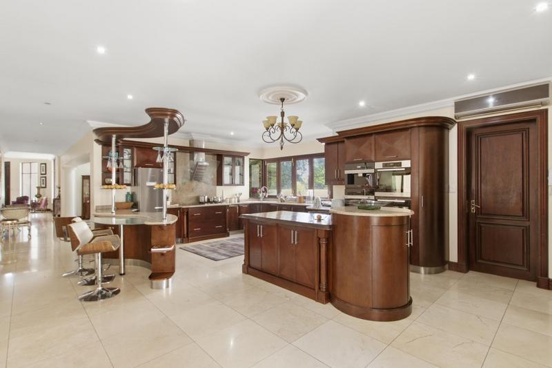9 Bedroom Property for Sale in Bryanston Gauteng