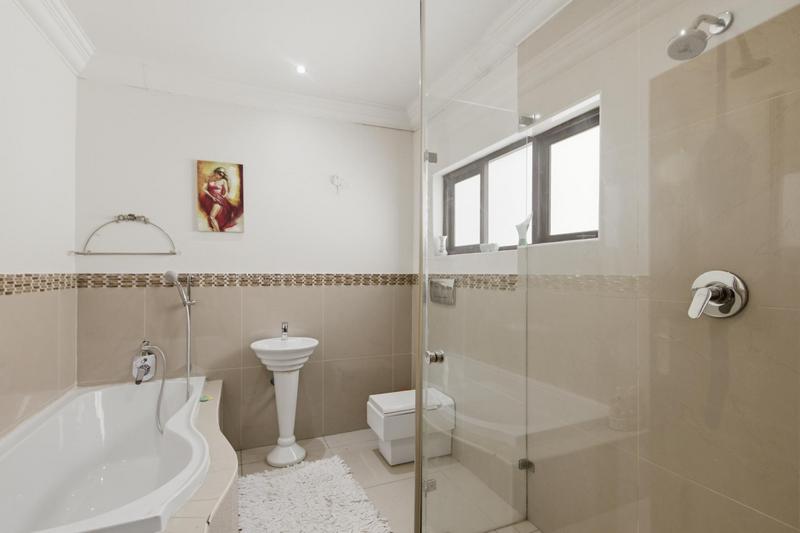 9 Bedroom Property for Sale in Bryanston Gauteng