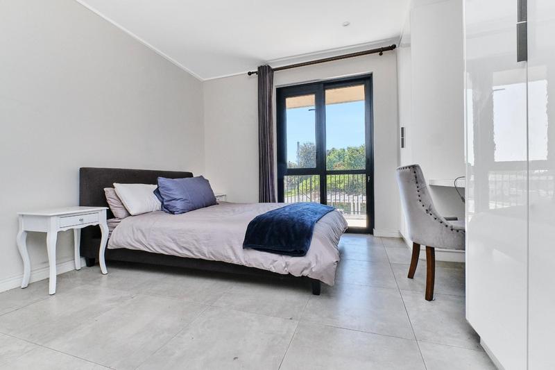 1 Bedroom Property for Sale in Hyde Park Gauteng