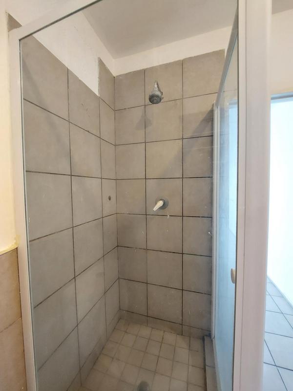 1 Bedroom Property for Sale in Braamfontein Werf Gauteng