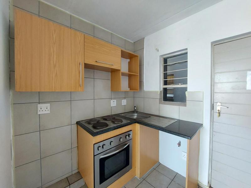 1 Bedroom Property for Sale in Braamfontein Werf Gauteng