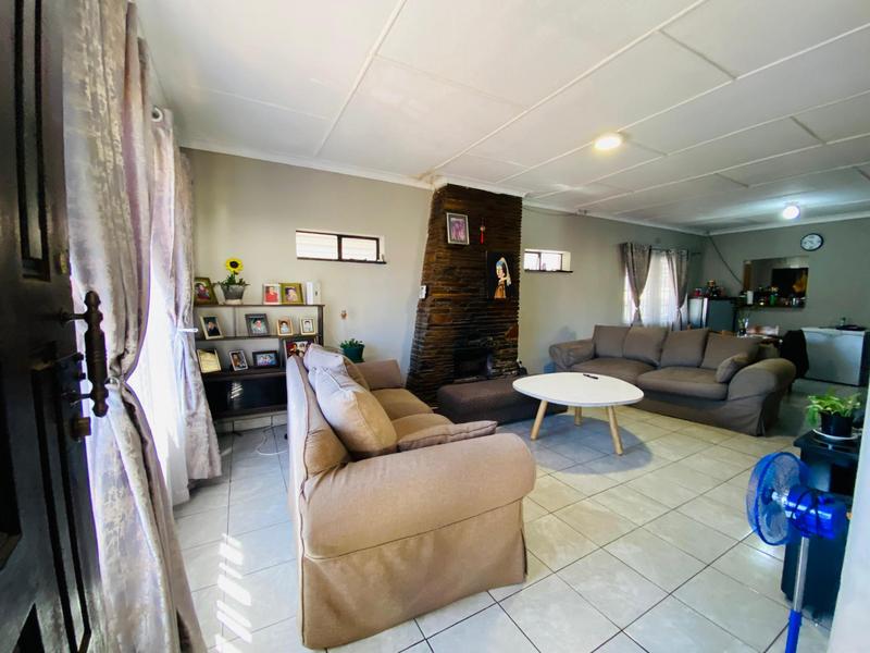 4 Bedroom Property for Sale in Kensington Gauteng