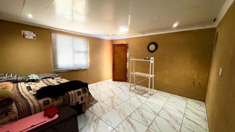 2 Bedroom Property for Sale in Moffat View Gauteng