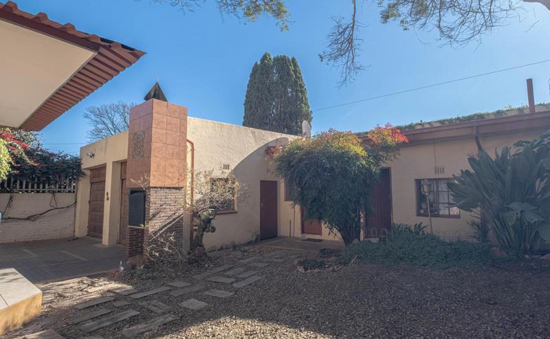 6 Bedroom Property for Sale in Kensington Gauteng