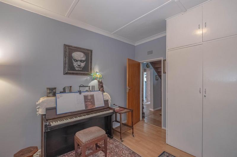 6 Bedroom Property for Sale in Kensington Gauteng