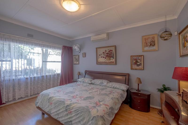 6 Bedroom Property for Sale in Kensington Gauteng