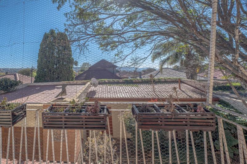 6 Bedroom Property for Sale in Kensington Gauteng