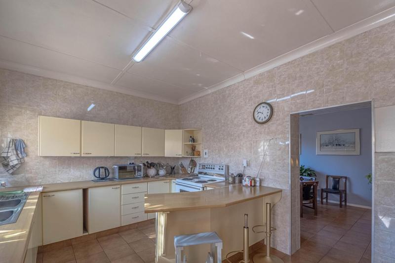 6 Bedroom Property for Sale in Kensington Gauteng